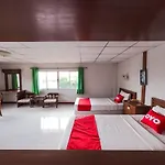 Oyo 468 Dumrong Town Hotel