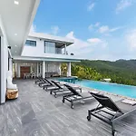Villa Jungle, Luxury Villa 4 Br, Amazing Sea View