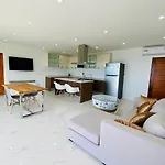 Villa Shakti Ocean Panoramic View - 2 Bedrooms