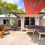 Pool Villa Bangrak, 2 Mins To Beach!!!!