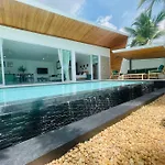 Villa Kurma, Modern & Tropical, 2Br, Near Fisherman Village