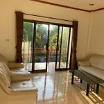 Baan Srinimit Apartment