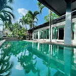 Mata Pool Villa