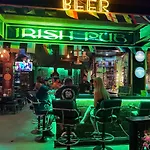 Moby Dick Irish Pub & Guesthouse