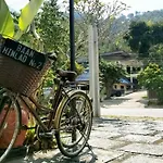 Baan Hinlad Home And Hostel (Adults Only)
