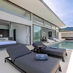Luxurious Villa Anushka - Breathtaking Sea Views And Dedicated Housekeeping Staff