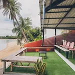 Chill Inn Lamai Hostel & Beach Cafe