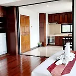 Chawenglakeviewcondo