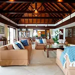 Miskawaan Beachfront Villas