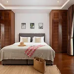 Villa Decor