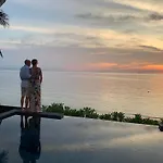 Villa Manolo