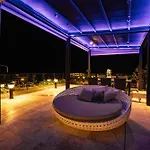 Villa Obsidian, With Staff, Sea View And Walk To Choeng Mon Beach