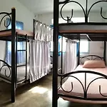 The Dreamcatcher Hostel Nathon Samuisunset