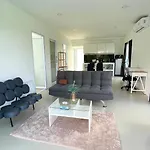 Villa The Three
