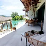 Villa Tah Iti Iland
