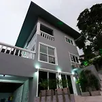 Villa Eliza Honeymoon Suites Mit Pool