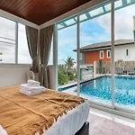 New 8 Bedroom Seaview Gym Pool