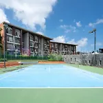 Stylish Sea-View Apartment Suite