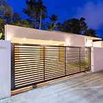 Villa Erika Garden View - Included Airport Pick Up