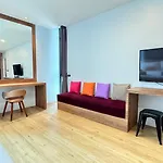 Chaweng Villawee Hotel