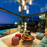 Samadhi Loft - Designer Loft With Unique Sea View