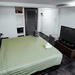 Lemon House Apartment