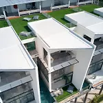 Massive 4 Bedroom With Cinema Room And Gym