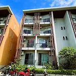 Rockstarvillas Condos Replay