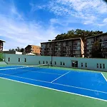 Rockstarvillas Condos Replay