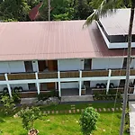 8 Bedroom Monkey Villa Room 203