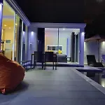 Rocking Chair Pool Villa