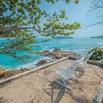 Samui Central Beach Villa