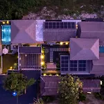 Luxury Beach Villa With Sunset