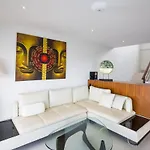 2 Bed Seaview Villa 5 Mins To Beach A2