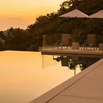 Grand Blue View Estate