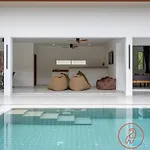 Villa Baansavi 2Br Pool & Walk To Beach