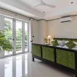 4 Bed Pool Villa Steps From The Beach - Kbr34
