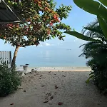 Dream Villa Beachfront Sunset