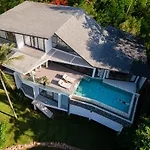Luxury Private Villa Resort -Kw