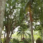 Jinta Hotel Nathon Beach