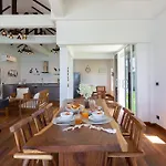 Danisam Estate 4Br Sunset Beach Front & Pool