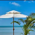 Le Shelby Samui Beach Resort Cottage