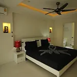 Baan Seaview Holiday Villas
