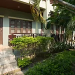 Buathong Place