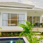 2 Bedroom Luxury Pool Villa Orchid - walk to beach
