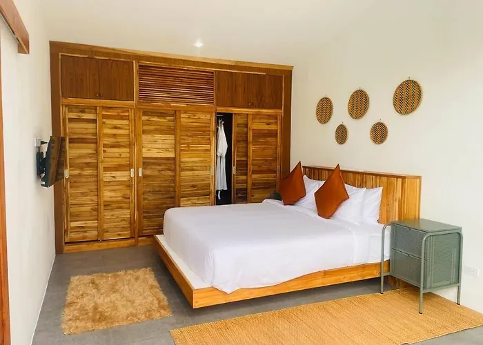 Villa Kurma, Modern & Tropical, 2Br, Near Fisherman Village
