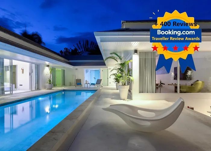 700M From Beach & Luxury