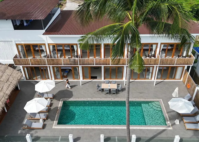 8 Bedroom Monkey Villa Room 203