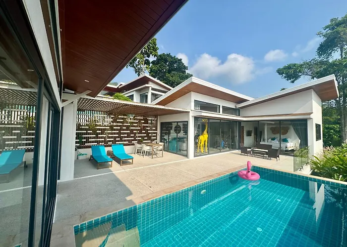 Chaweng Modern 3Bdr Private Pool Villa