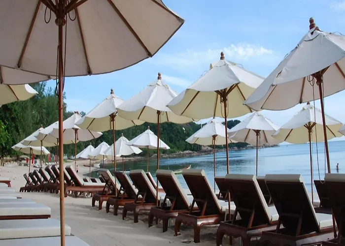 White House Beach Resort